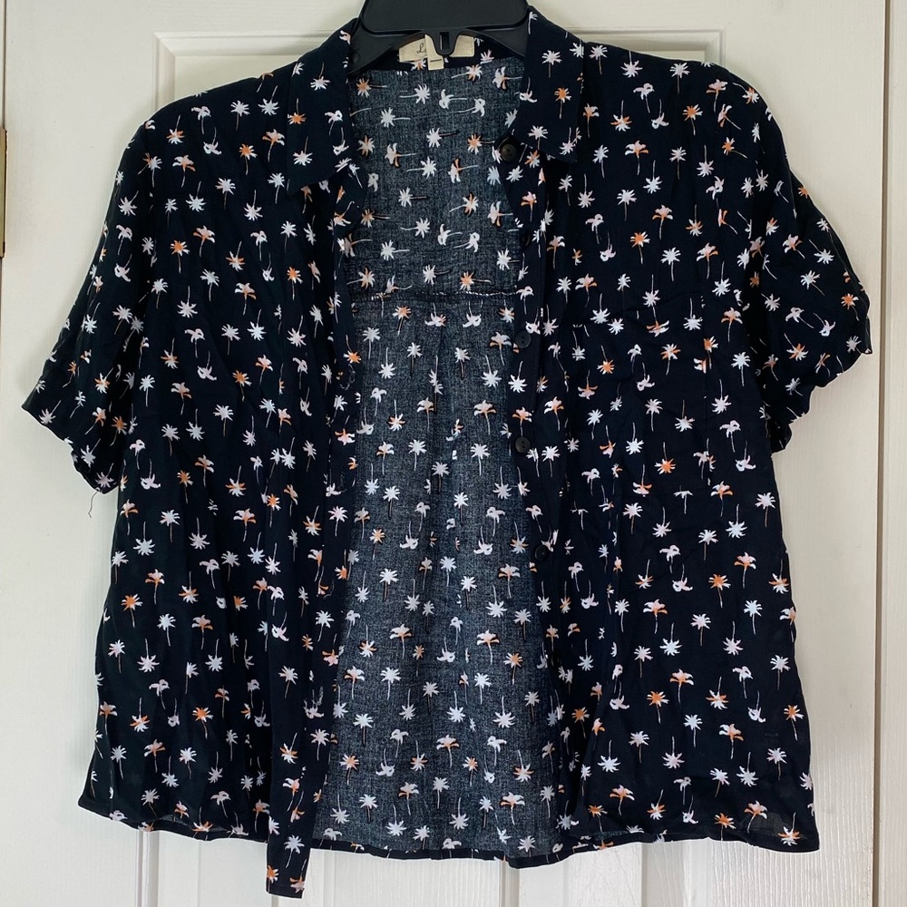 Palm Tree Print Button Up Tee